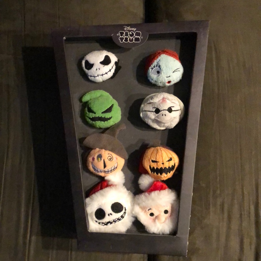 Brand new Nightmare Before Christmas Tsum Tsum set